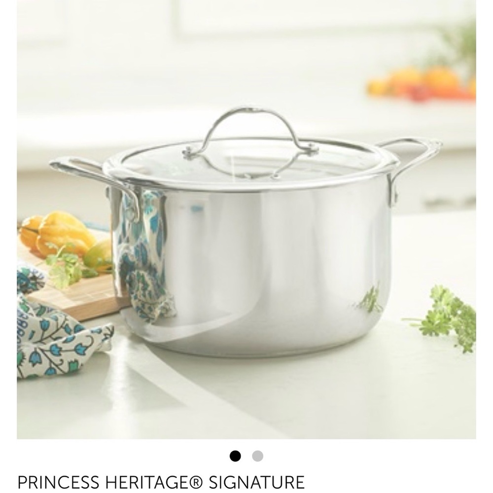 Signature Stainless Steel Stockpot 6 qt